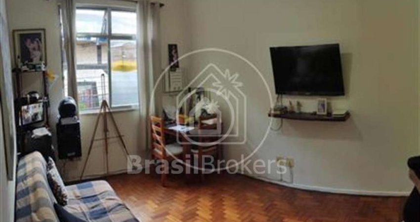 Apartamento à venda com 27,00m² e 1 quarto em Jardim Guanabara, Rio de Janeiro - rj