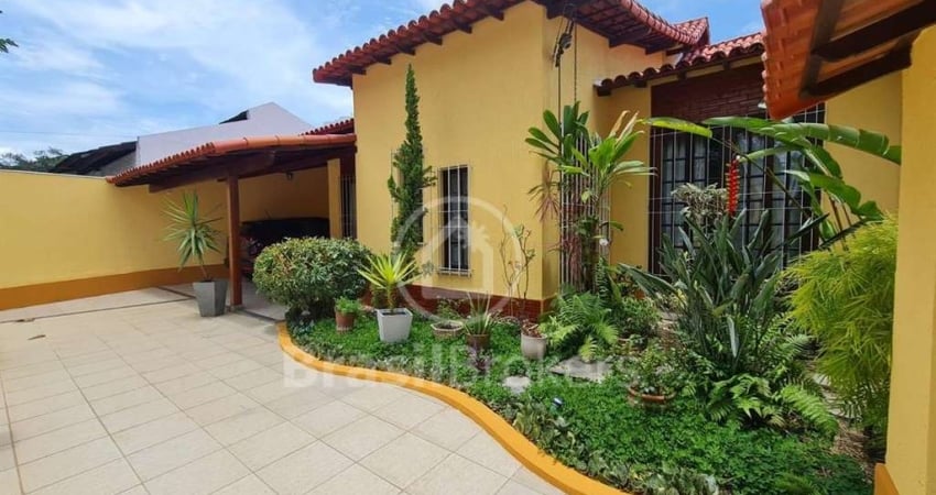 Casa à venda com 375,00m² e 4 quartos em Jardim Guanabara, Rio de Janeiro - RJ