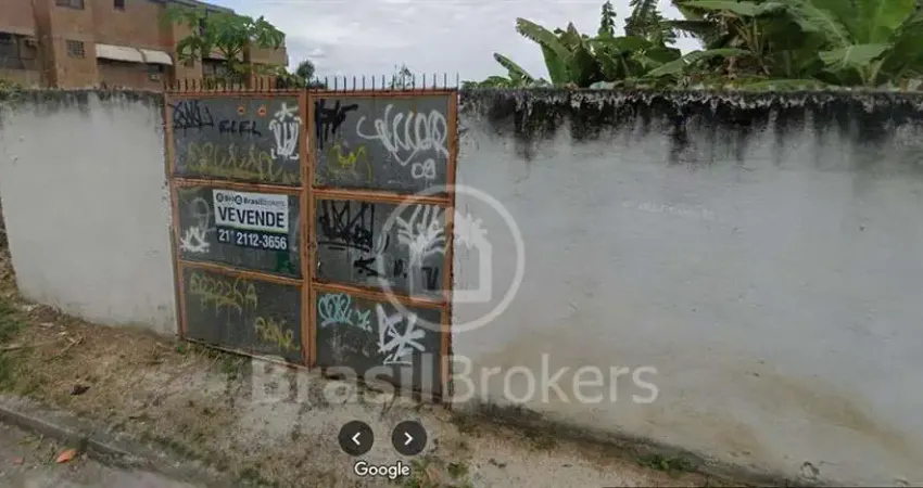 TERRENO NO JARDIM GUANABARA COM 3 LOTES TOTALIZANDO 1.650m2