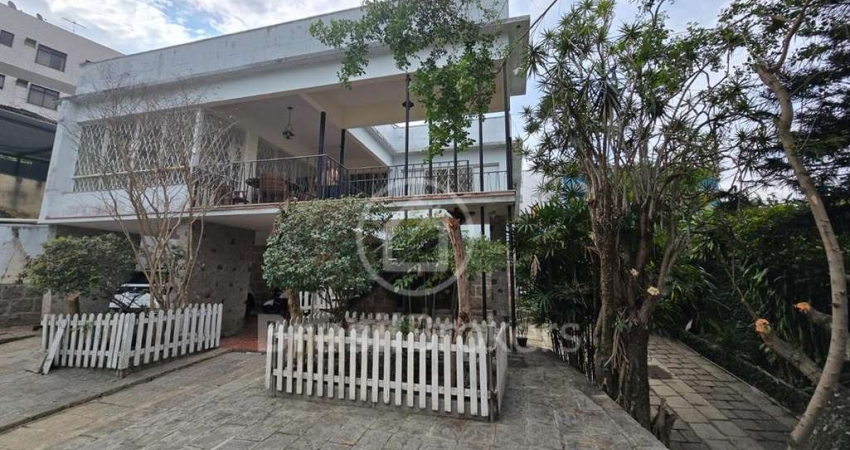 Casa linear 3 suítes em terreno 617m2 no Jardim Guanabara
