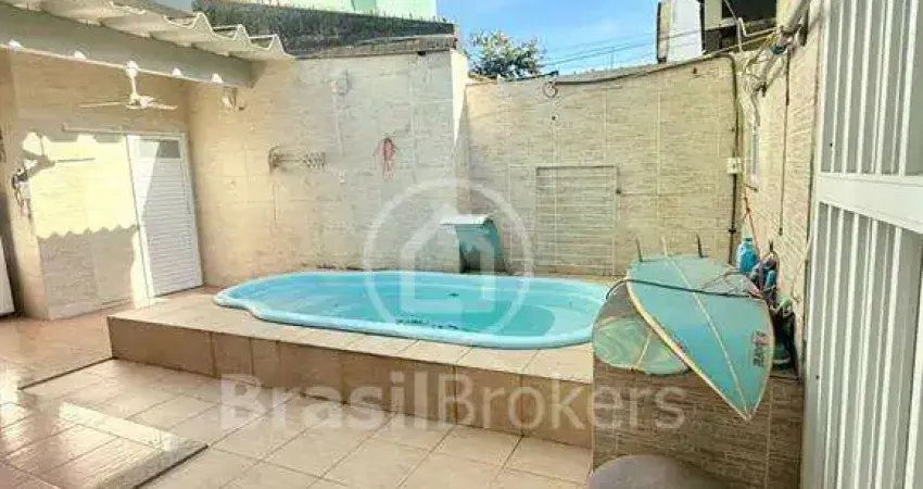 Casa com 3 quartos à venda na Rua Peixoto de Carvalho, Zumbi, Rio de Janeiro