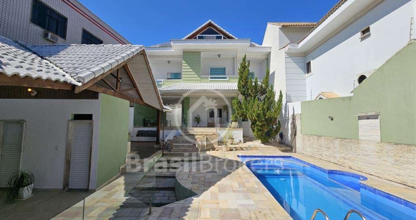 Casa de Condomínio Fechado, à venda com 286,00m² e 3 quartos em Jardim Carioca, Rio de Janeiro - rj