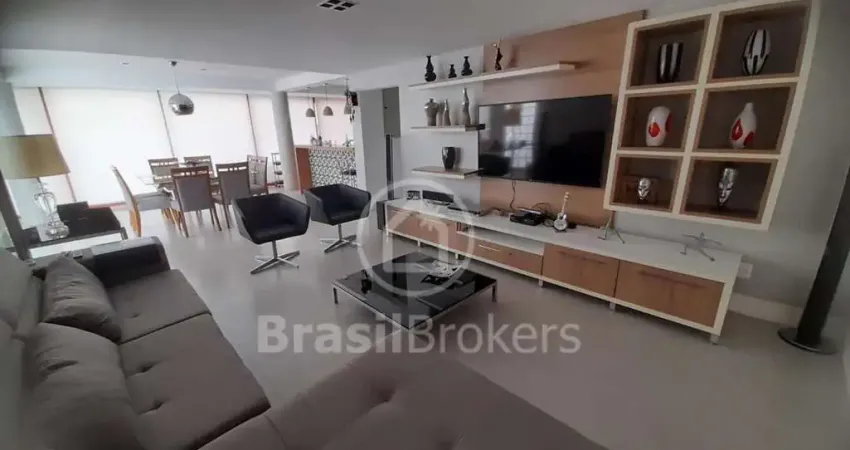 Casa à venda com 328,00m² e 3 quartos em Jardim Guanabara, Rio de Janeiro - rj