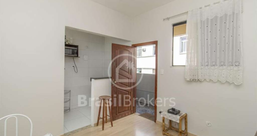 Apartamento à venda com 32,00m² e 1 quarto em Jardim Guanabara, Rio de Janeiro - RJ