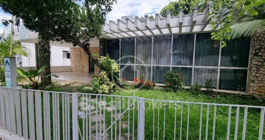 Casa à venda com 212,00m² e 4 quartos em Jardim Guanabara, Rio de Janeiro - RJ