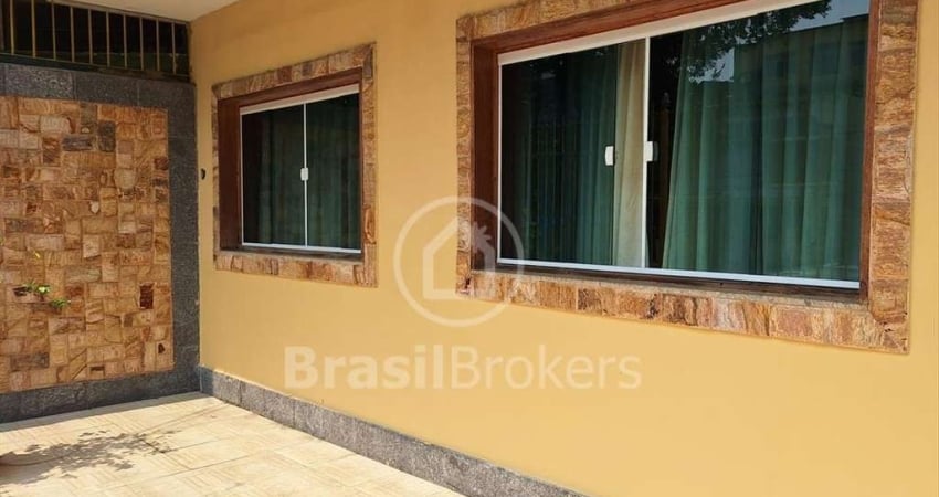 Casa com 3 quartos à venda na Estrada Governador Chagas Freitas, Moneró, Rio de Janeiro