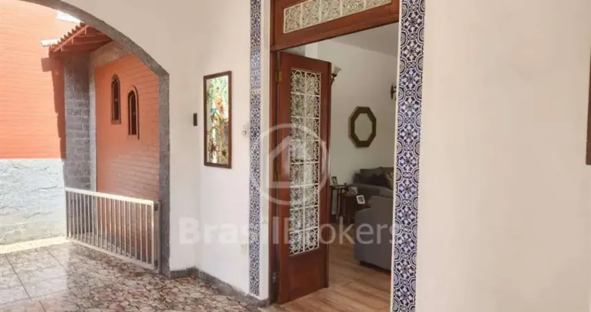Casa à venda com 122,00m² e 4 quartos em Freguesia (Ilha do Governador), Rio de Janeiro - rj