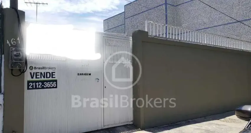 Casa à venda com 480,00m²  para fins comerciais na Portuguesa, Rio de Janeiro - RJ