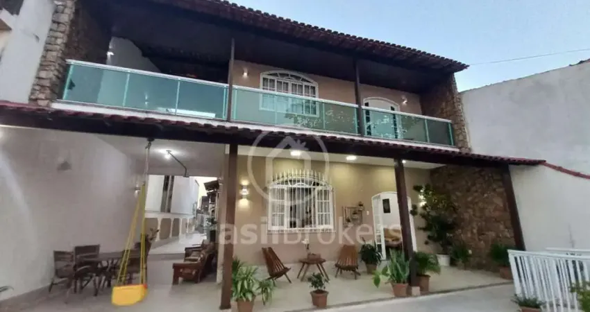 Casa à venda com 365,00m² e 4 quartos em Jardim Carioca, Rio de Janeiro - RJ