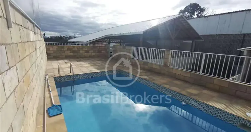 Casa à venda com 472,00m² e 4 quartos em Jardim Guanabara, Rio de Janeiro - rj