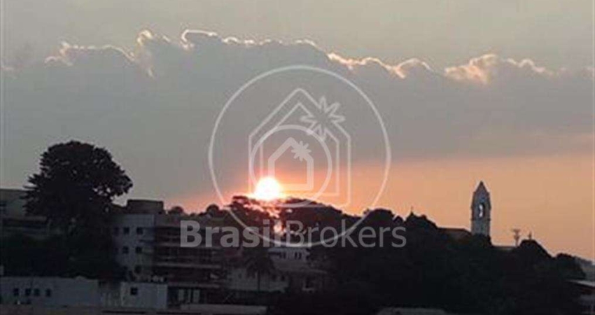 Apartamento à venda com 60,00m² e 4 quartos em Ribeira, Rio de Janeiro - rj