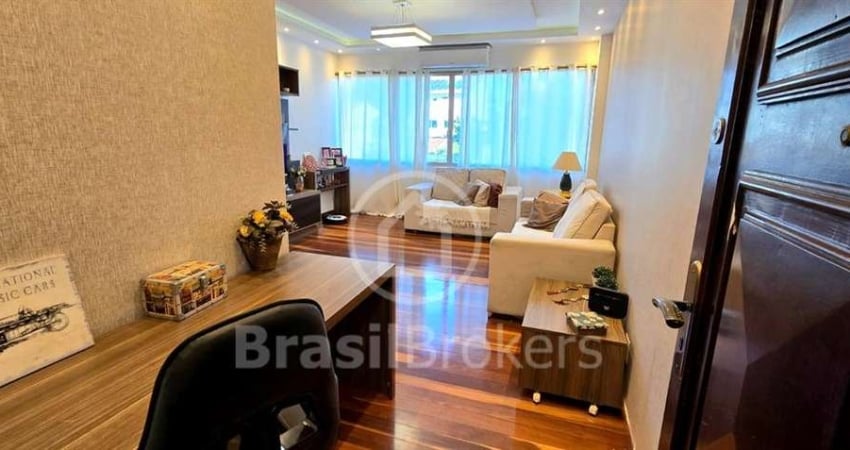 Apartamento Duplex/ Três quartos / Jardim Guanabara