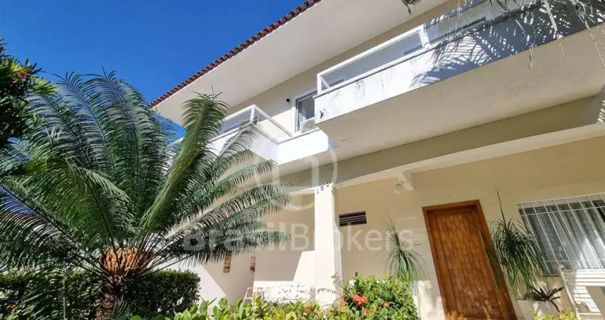 Casa à venda com 332,00m² e 4 quartos em Jardim Guanabara, Rio de Janeiro - rj