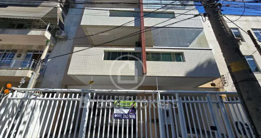 Apartamento semi novo 1 ano de uso com elevador e varanda em Jardim Carioca