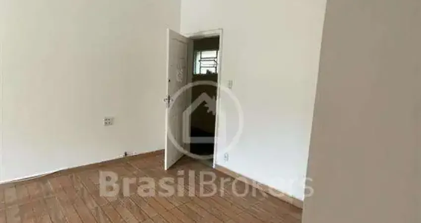 BOM APARTAMENTO , PRÓXIMO AS BARCAS, FORUM
