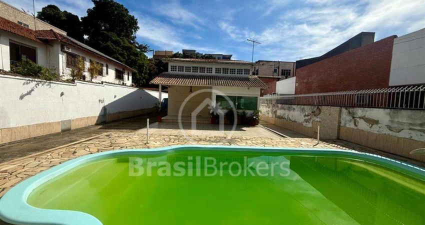 Casa com 3 quartos à venda na Rua Carice, Tauá, Rio de Janeiro