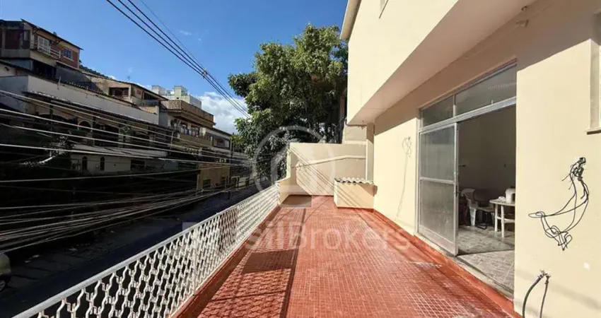 Casa à venda na rua babaçu – conforto, localização e ótimo espaço!