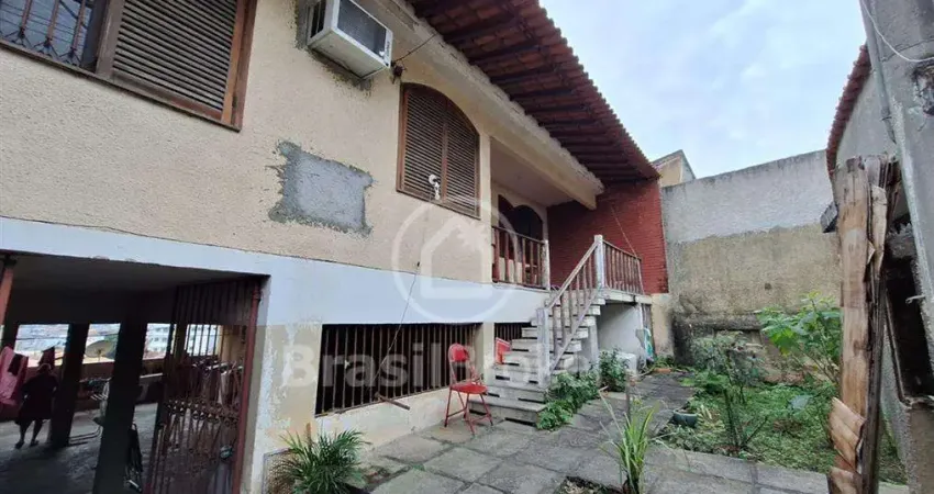 Casa à venda com 434,00m² e 6 quartos em Tauá, Rio de Janeiro - RJ