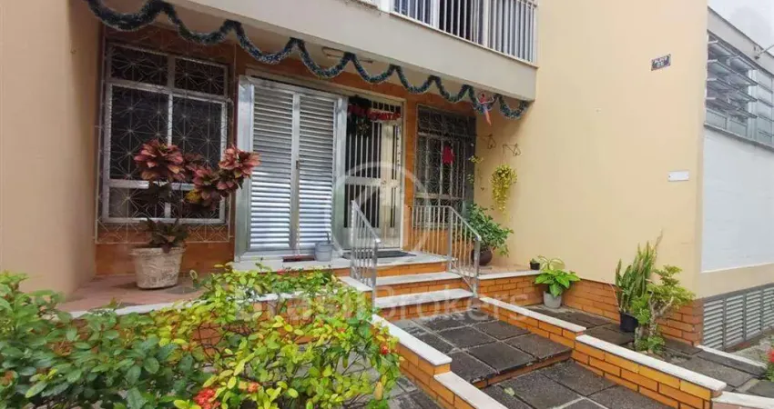 Excelente apartamento de 3 quartos e 2 varandas no Village!!