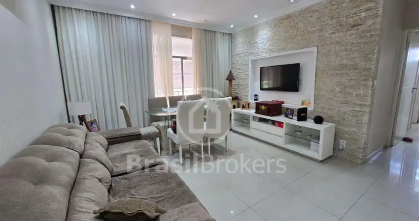 Apartamento lindo, totalmente reformado com armarios embutidos e 4 condicionadores split