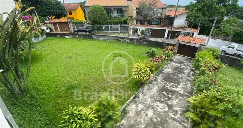 Casa com 2 quartos à venda na Rua Alcides de Freitas, Jardim Guanabara, Rio de Janeiro