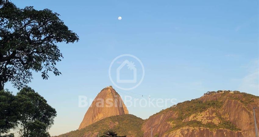 Apartamento 3 Quartos à Venda na Avenida Rui Barbosa - Flamengo