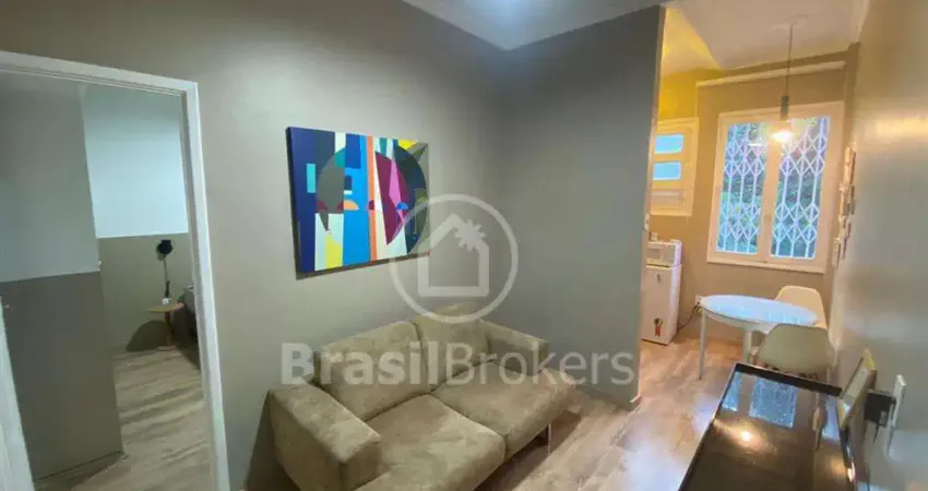 Apartamento à venda com 32m² e 1 quarto em Copacabana, Rio de Janeiro - RJ
