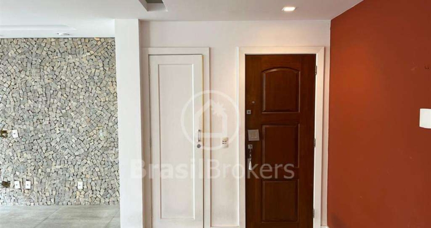 Apartamento a venda 4 quartos 160m² vaga Copacabana, Rio de Janeiro RJ.