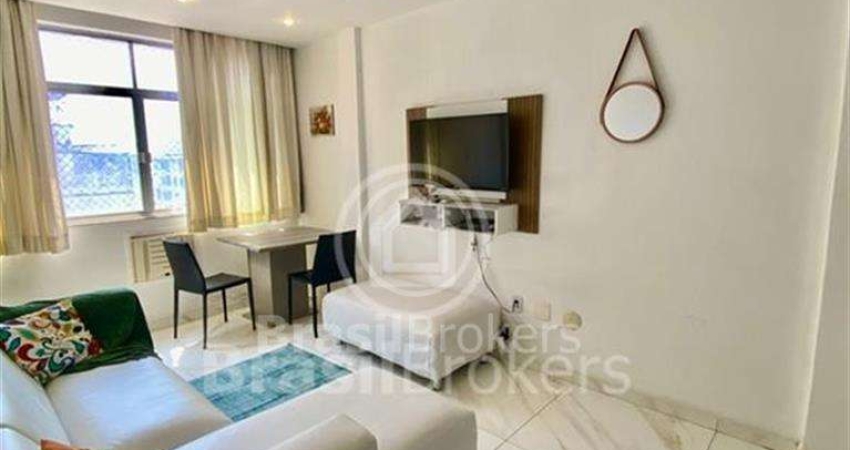 Apartamento Sala Quarto Rua Raul Pompeia, posto 6 próximo ao Arpoador, Copacabana rio de Janeiro