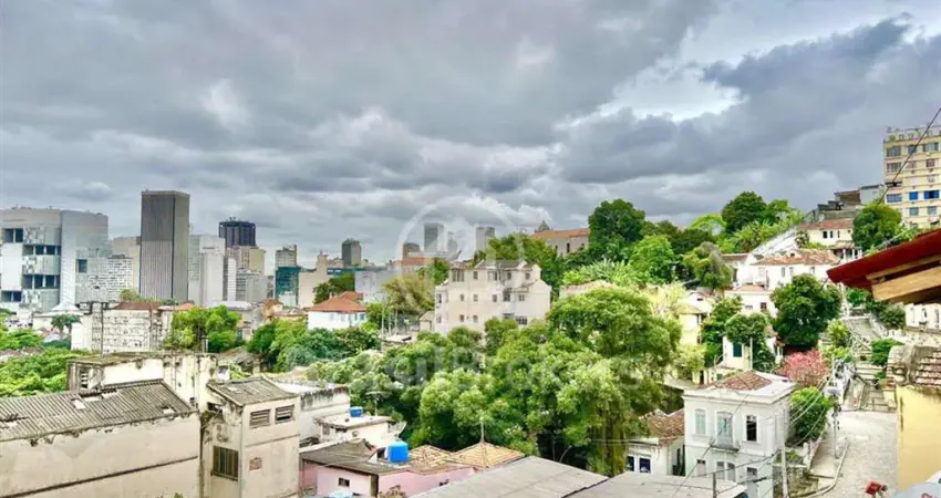 Apartamento à venda com 45,00m² e 4 quartos em Santa Teresa, Rio de Janeiro - rj