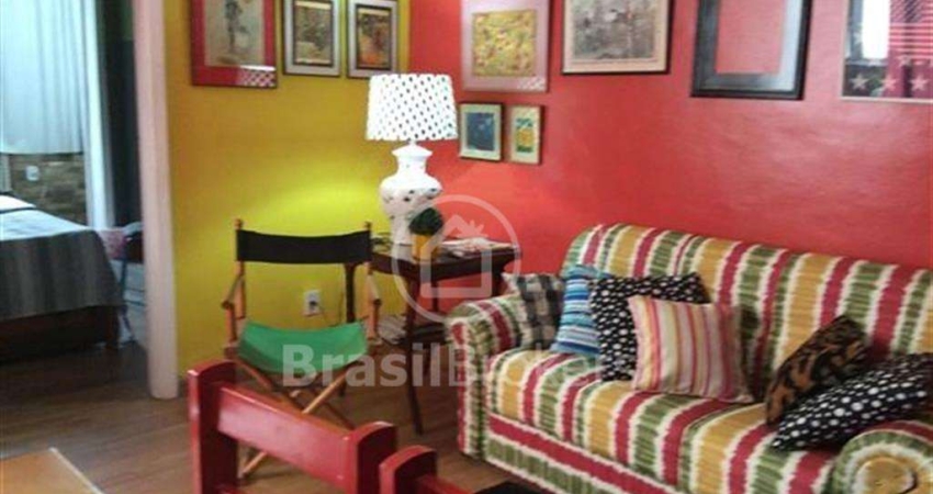 Apartamento à venda com 72,00m² e 2 quartos em Copacabana, Rio de Janeiro - rj