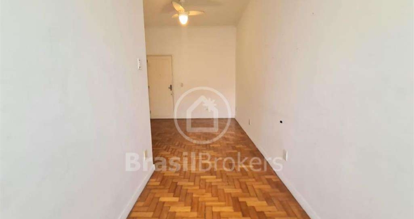 CONDOMINIO DO EDIFICIO VERA LUCIA - Apartamento 1 quarto