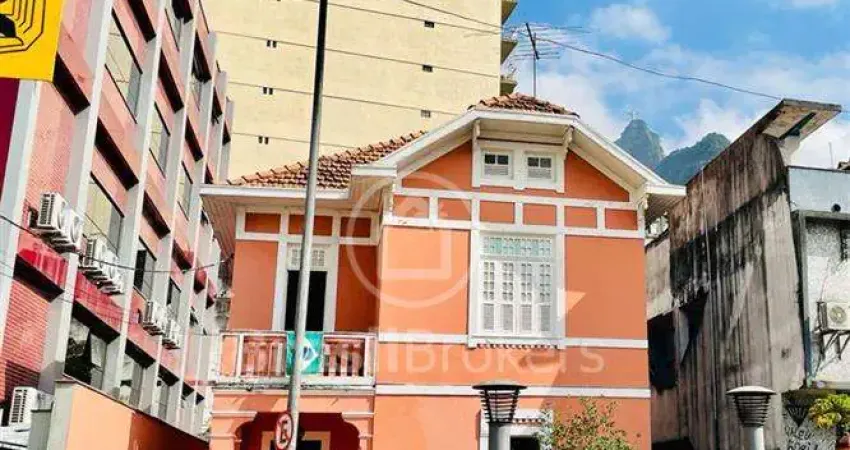 Casa à venda com 330,00m² e 6 quartos em botafogo, rio de janeiro - rj