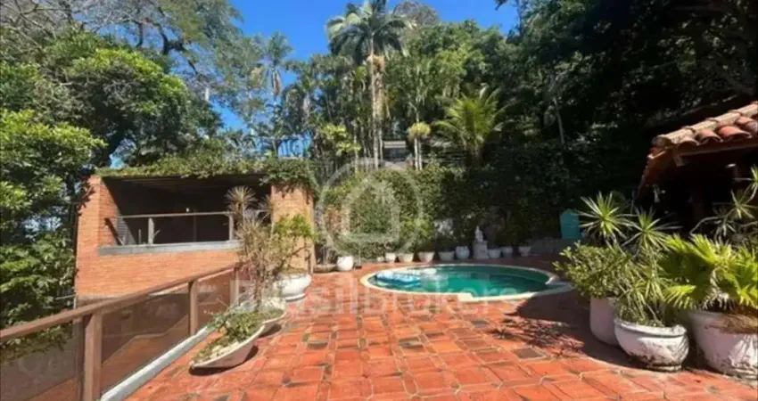 Casa condomínio  560 m2 pronta para morar 4 quartos são conrado