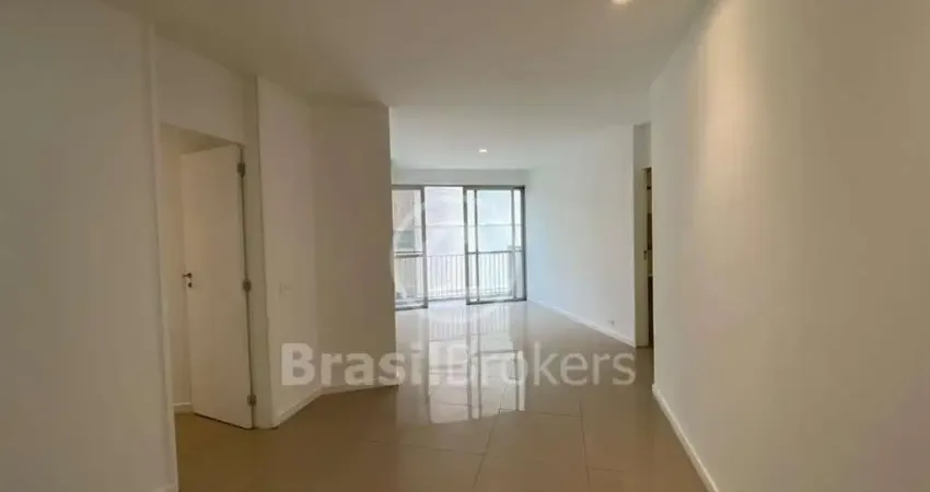 Apartamento em Leblon de 03 quartos, sendo uma suíte. Vaga e Infraestrutura completa!