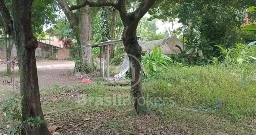 Terreno à venda na Estrada de Camorim, Jacarepaguá, Rio de Janeiro
