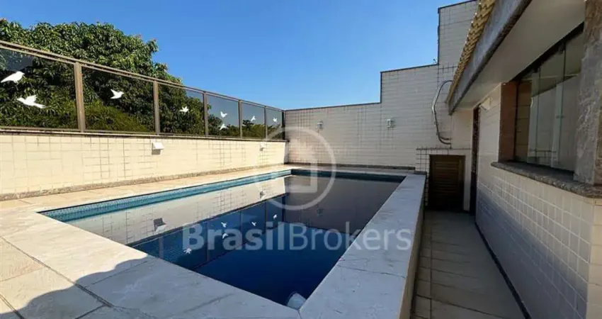 Barra, Jardim Oceânico-Cob duplex com elevador interno, piscina, sauna, churrasqueira, 5 quartos, 4 suítes, 3 vagas