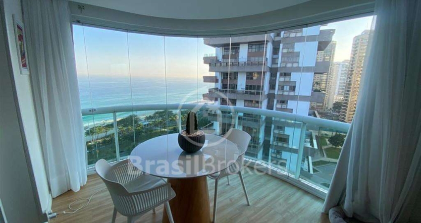 Barra da Tijuca - Residencial Hotel Wyndham, Livre do Pool Hoteleiro, Andar Alto.