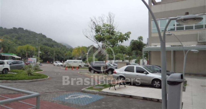 Sala comercial à venda na Estrada dos Bandeirantes, Curicica, Rio de Janeiro