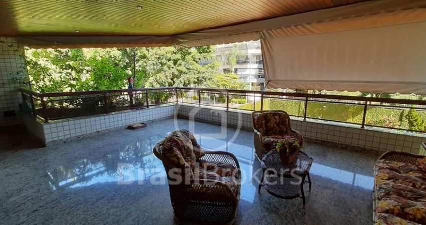 Apartamento 4 quartos, sendo 2 suítes