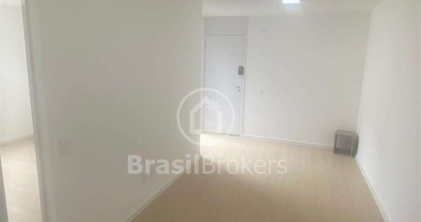 Apartamento Tipo Casa Em jacarepaguá 2 quartos Novo