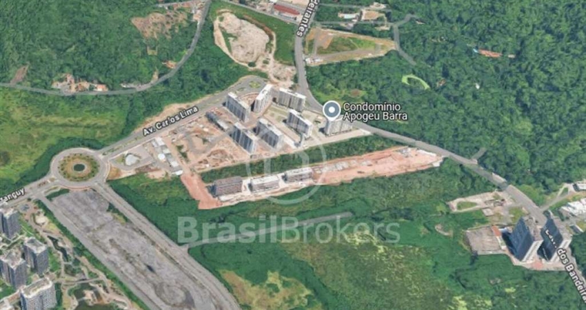 Oportunidade Terreno com 5.854m² na Estrada dos Bandeirantes