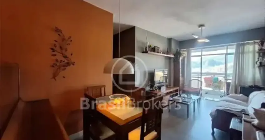 Barra da tijuca, abm, 2 quartos, varanda, 1 vaga e infraestrutura total no predio.