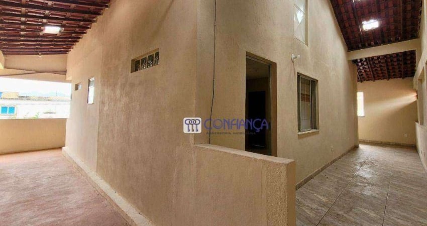 Casa com 2 dormitórios para alugar, 80 m² por R$ 950/mês - Inhoaíba - Rua Seabra Filho,  Rio de Janeiro/RJ
