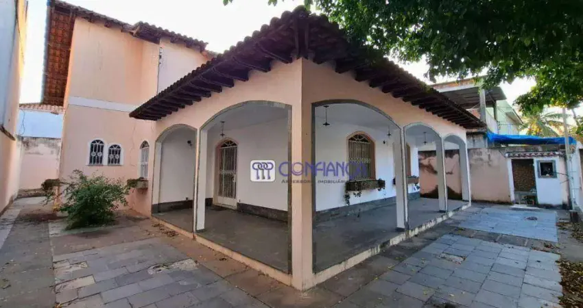 Casa com 3 dormitórios à venda, 374 m² por R$ 450.000 - Rua Glauca, Campo Grande - Rio de Janeiro/RJ