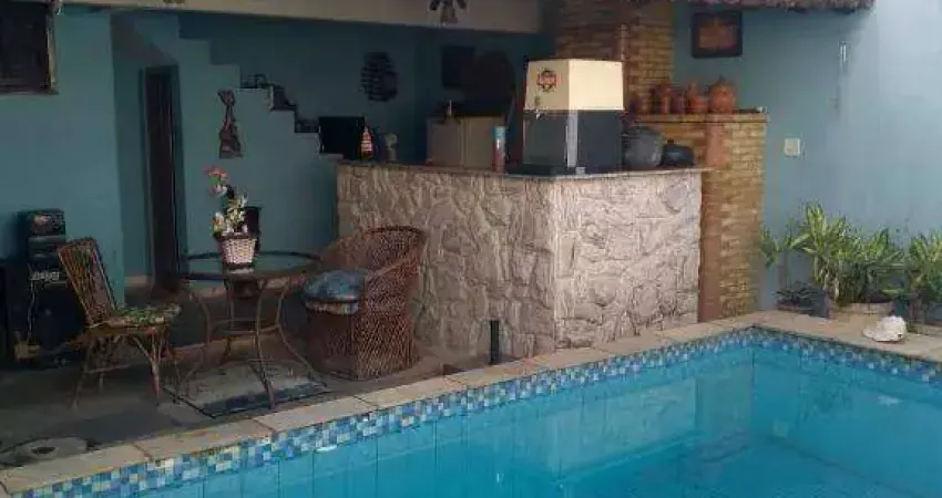 Casa com 3 dormitórios à venda, 320 m² por R$ 790.000,00 - Campo Grande - Rio de Janeiro/RJ