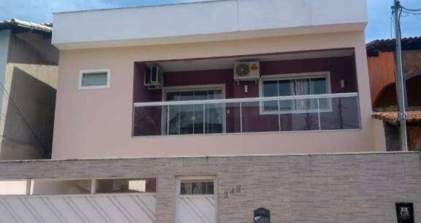 Casa com 4 dormitórios à venda, 320 m² por R$ 900.000 - Campo Grande - Rio de Janeiro/RJ