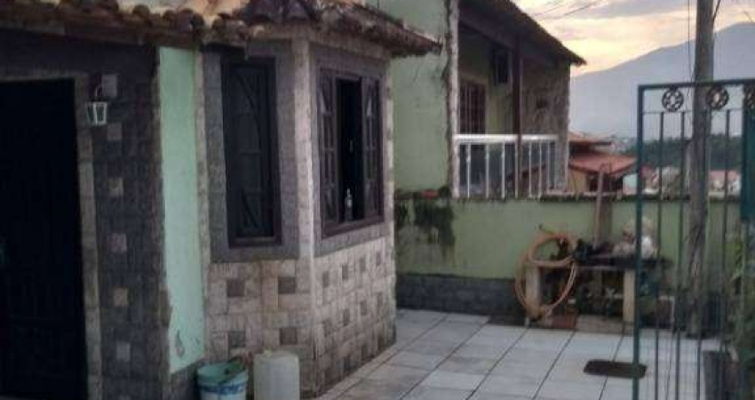 Casa com 3 dormitórios à venda, 200 m² por R$ 395.000,00 - Campo Grande - Rio de Janeiro/RJ