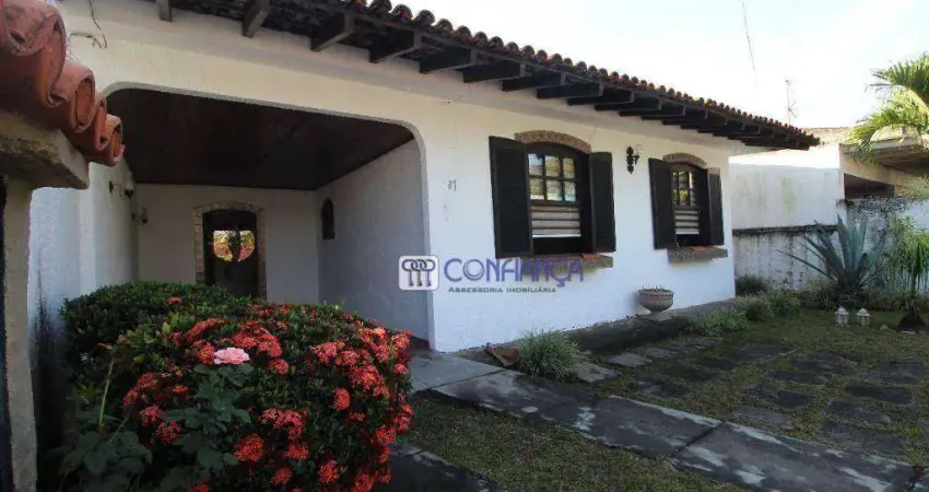 Excelente Casa Linear com 3 Dormitórios em Campo Grande-Rj