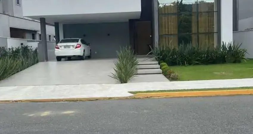 Casa em condomínio fechado com 3 quartos para alugar na Rua Ivo José Rebello, 500, Centro, Camboriú